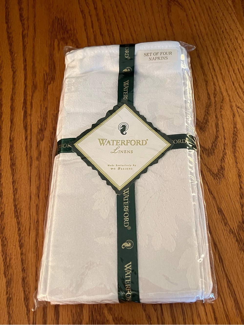 Waterford White Jacquard Napkins Set of 4 - Classic Linen